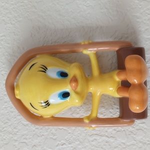 Vintage 1997 WB Tweety ceramic wall plaque.
